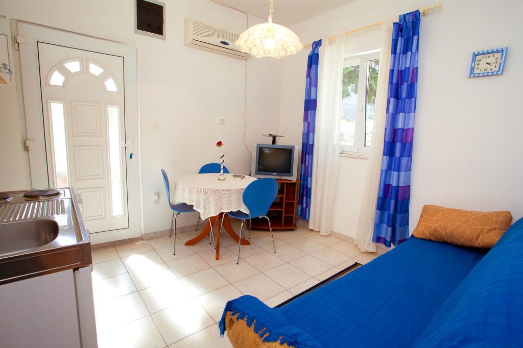 Apartments Flora Спліт Екстер'єр фото