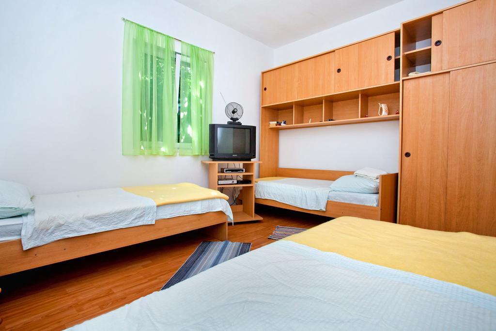 Apartments Flora Спліт Екстер'єр фото